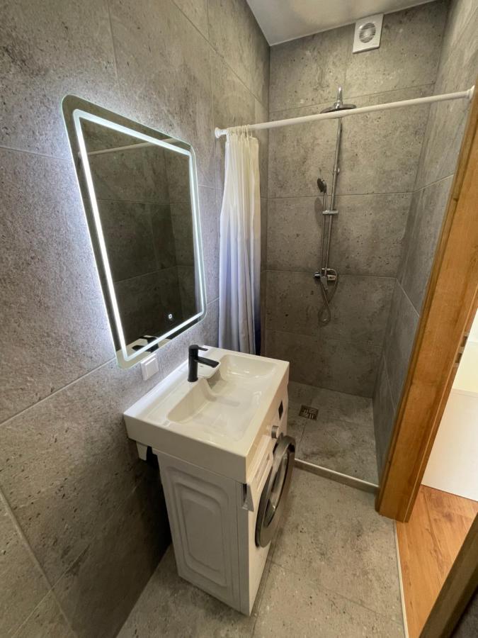 Airport Apartment 29 Self Check-In Free Parking VNO Exteriör bild