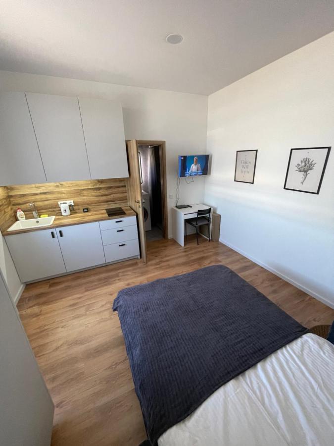 Airport Apartment 29 Self Check-In Free Parking VNO Exteriör bild
